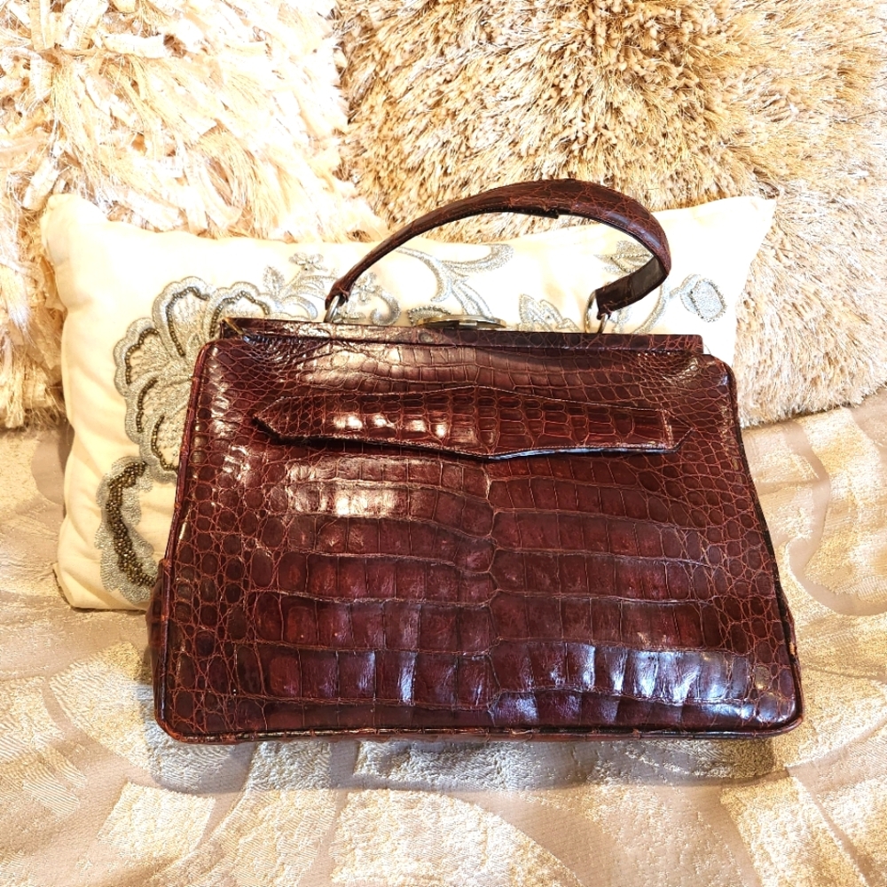 Authentic Crocodile Handbag, Industria Argentina